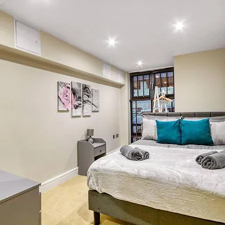 Tranquil 2 Bedroom Apartment In Southwark- Zone 1 Лондон Экстерьер фото