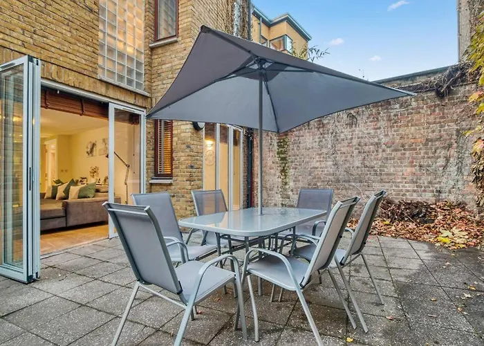 Tranquil 2 Bedroom Apartment In Southwark- Zone 1